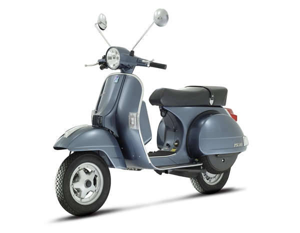 Фото скутера Vespa PX 150